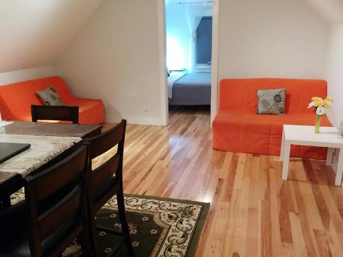 The Parkway Place Guesthouse Toronto